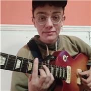 Profesor de teoría musical, guitarra nivel básico y medio y ukelele